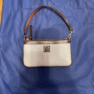 Dooney & Bourke Pebble Grain Slim Wristlet